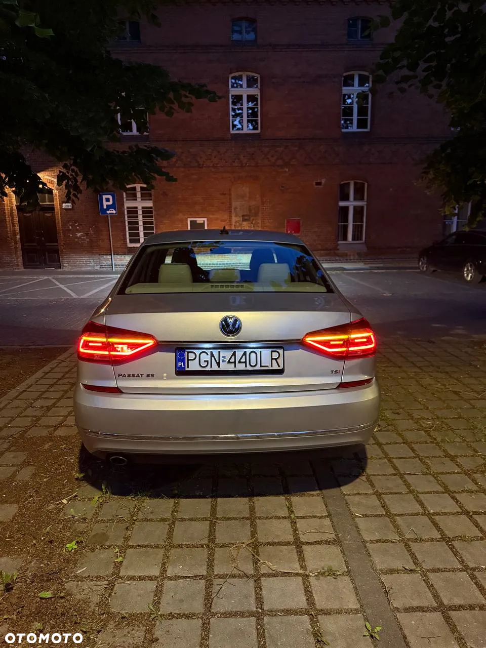 Volkswagen Passat 1.8 TSI BMT Highline DSG - 26
