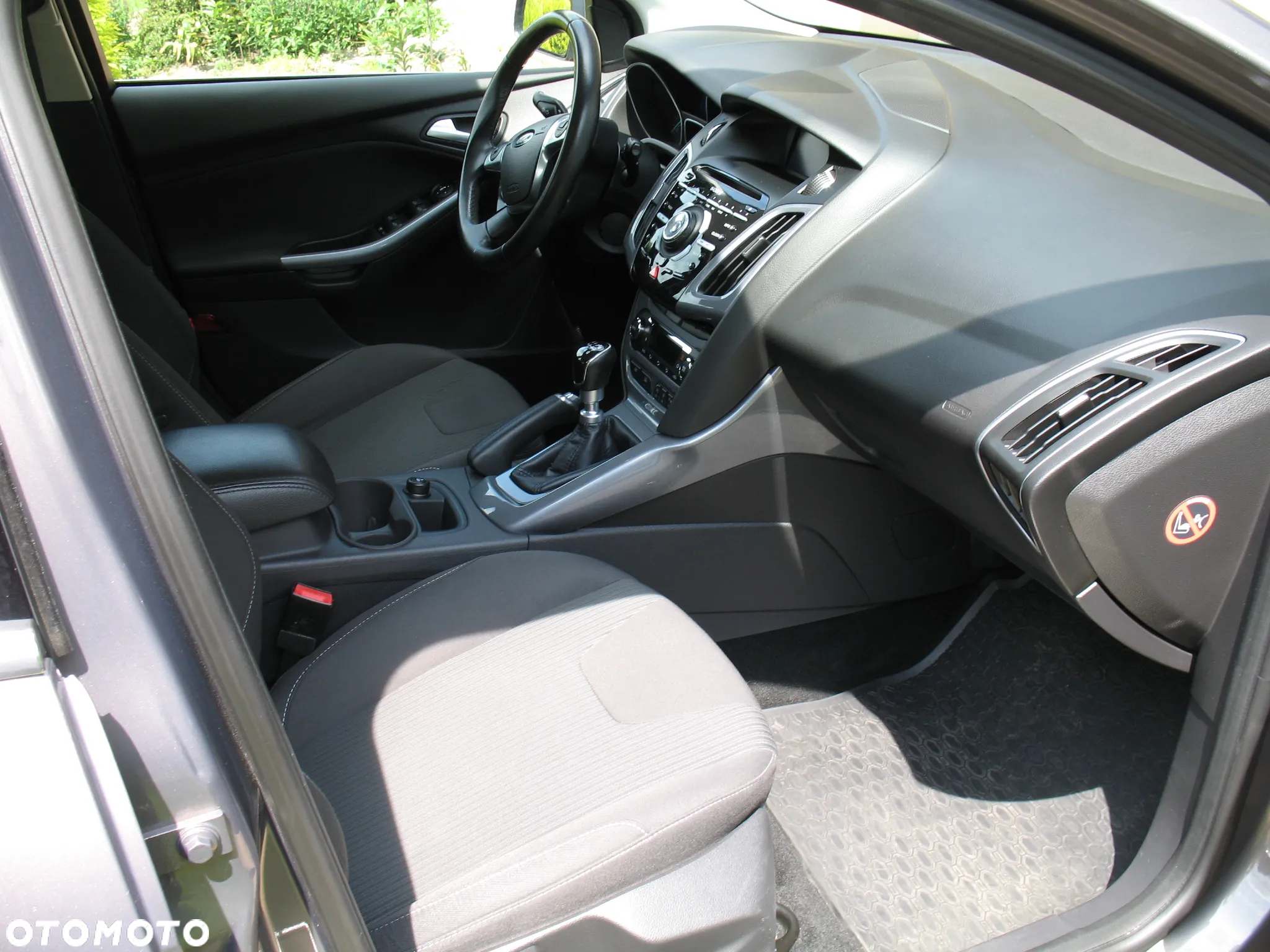 Ford Focus 1.6 EcoBoost Titanium - 18