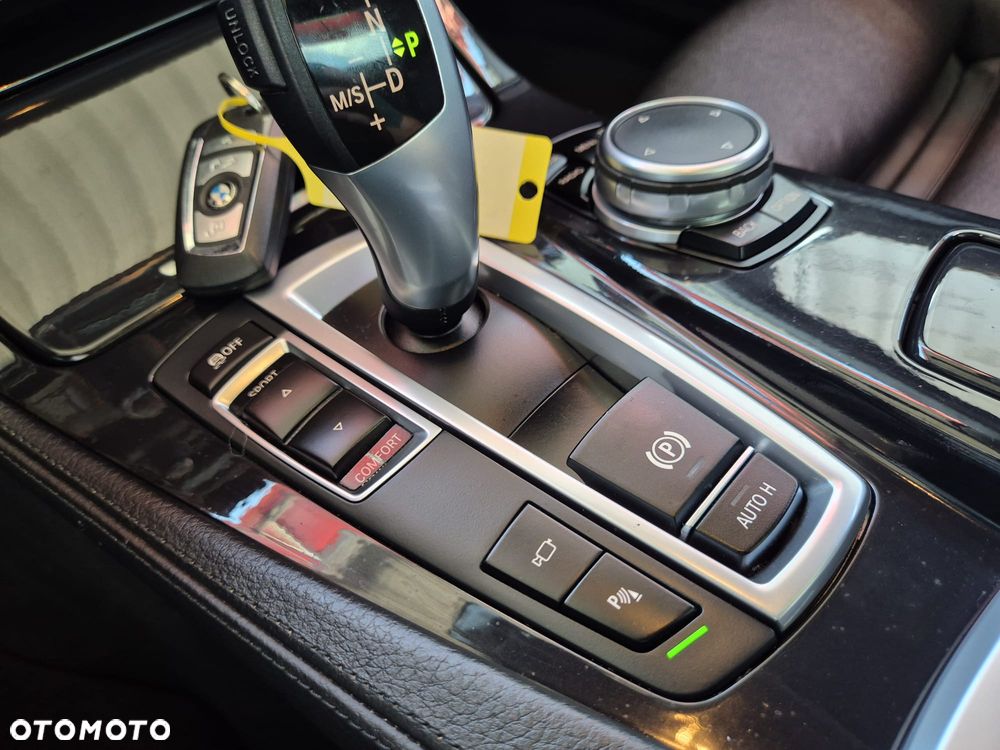 BMW Seria 5 535d - 38