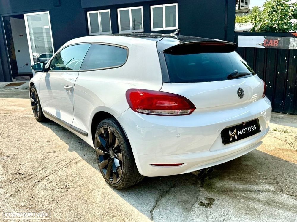 VW Scirocco 2.0 TDI Sport - 2