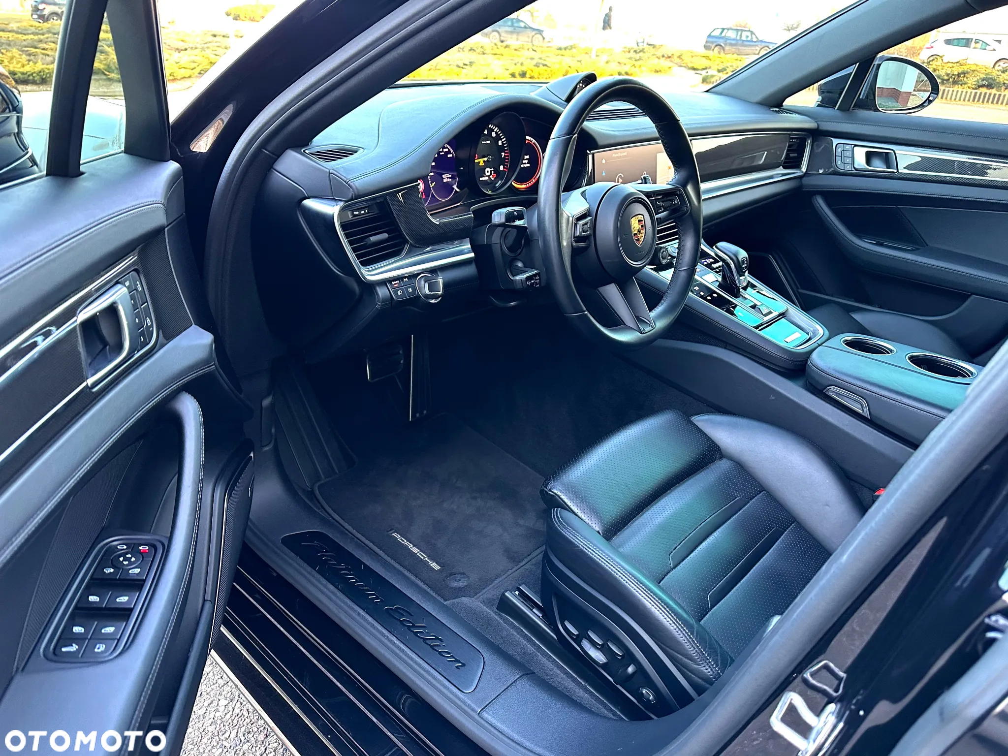 Porsche Panamera 4 E-Hybrid Sport Turismo Platinum Edition - 26