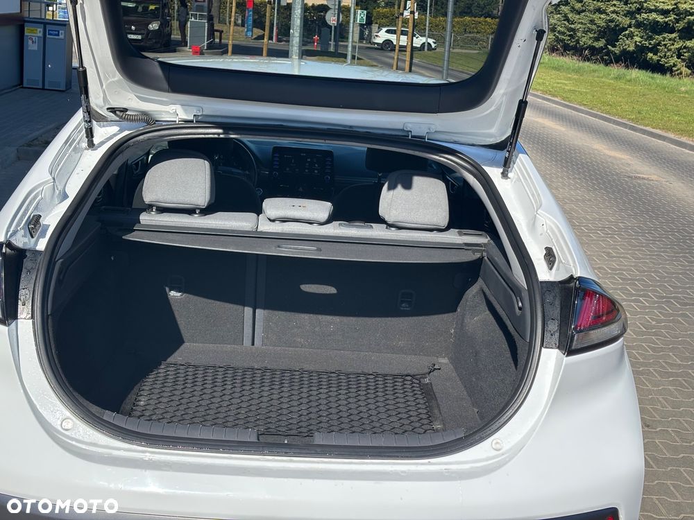 Hyundai IONIQ Electric Premium - 8