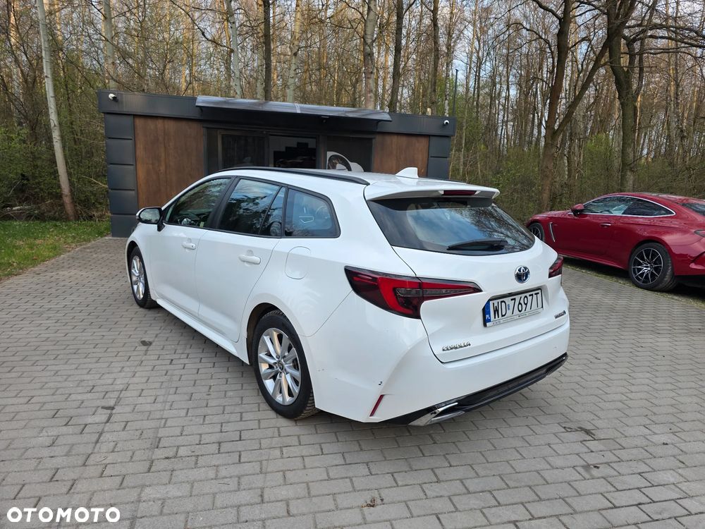Toyota Corolla 1.8 Hybrid GPF Comfort - 8