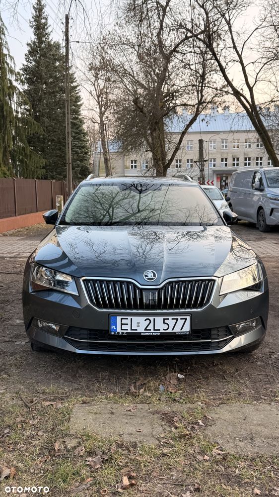 Skoda Superb 2.0 TDI 4x4 Ambition DSG - 1