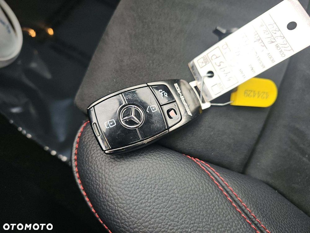 Mercedes-Benz CLA AMG 35 4Matic B AMG Speedshift 7G-DCT - 11