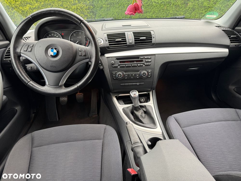 BMW Seria 1 116d DPF Edition Lifestyle - 21