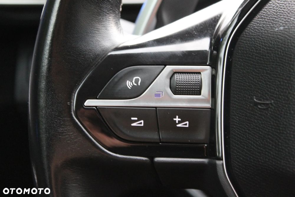 Peugeot 5008 - 30