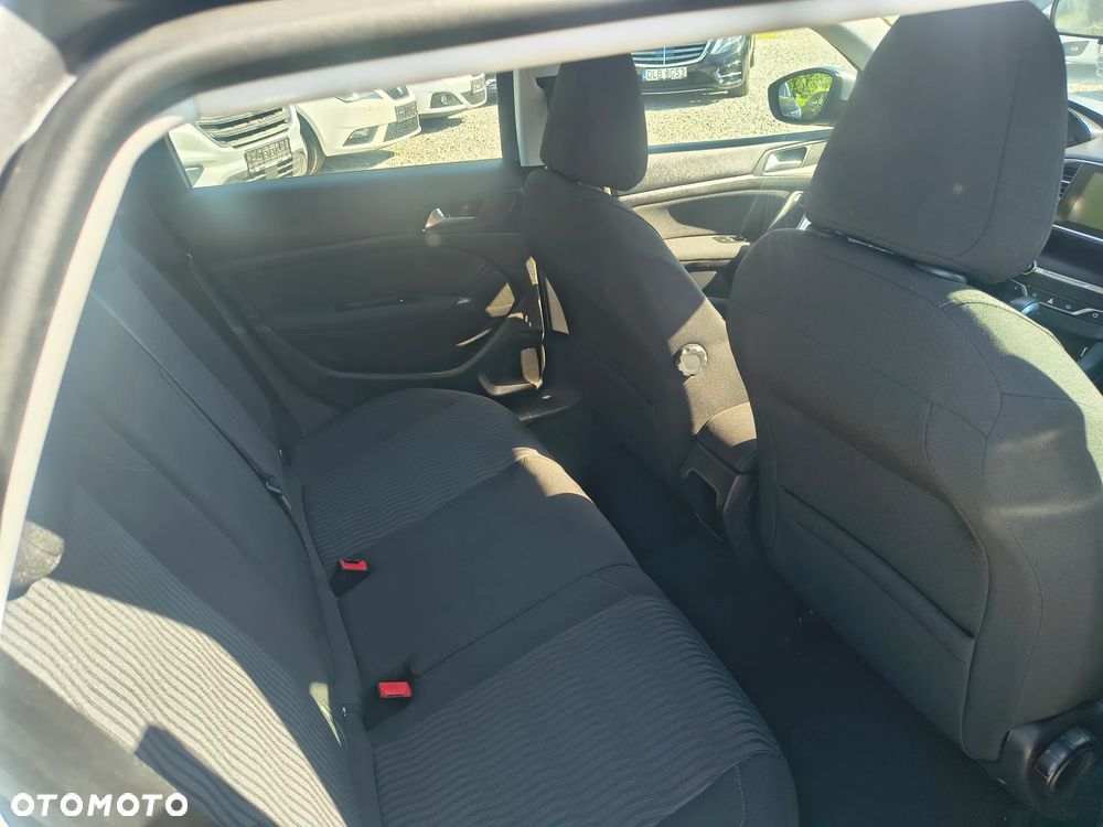 Peugeot 308 BlueHDi FAP 120 EAT6 Stop & Start Active - 20