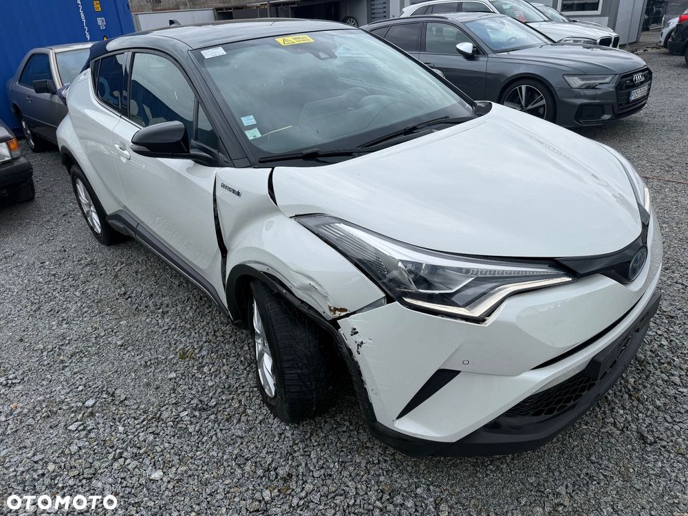Toyota C-HR Business-Edition - 4