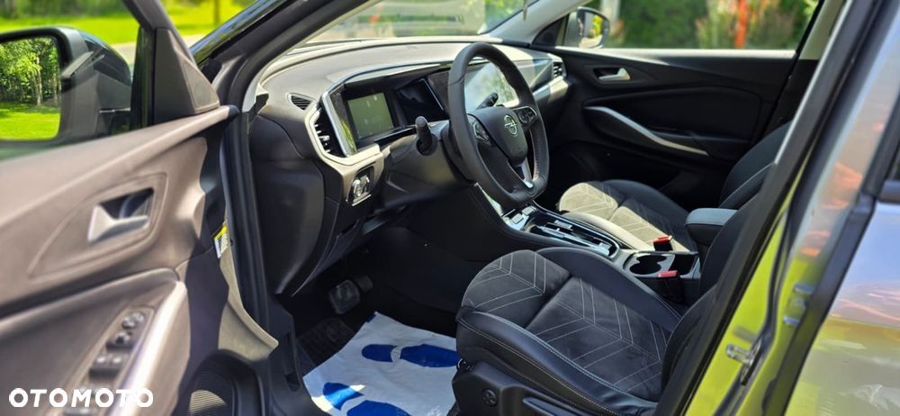 Opel Grandland X - 16