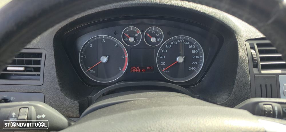 Ford C-Max 1.6 TDCi Titanium - 18