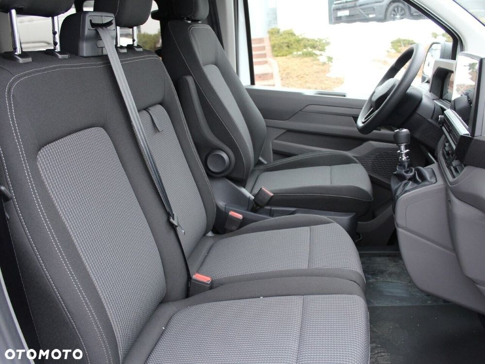 Volkswagen Transporter Kombi L2H1 M1 - 17