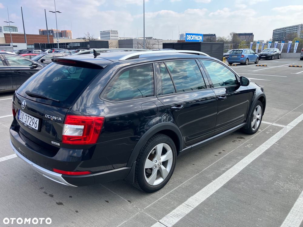 Skoda Octavia 2.0 TDI 4x4 DSG Scout - 4