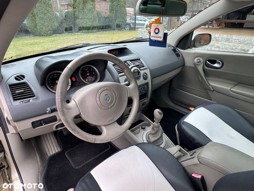 Renault Megane 2.0 Luxe Privilege - 7