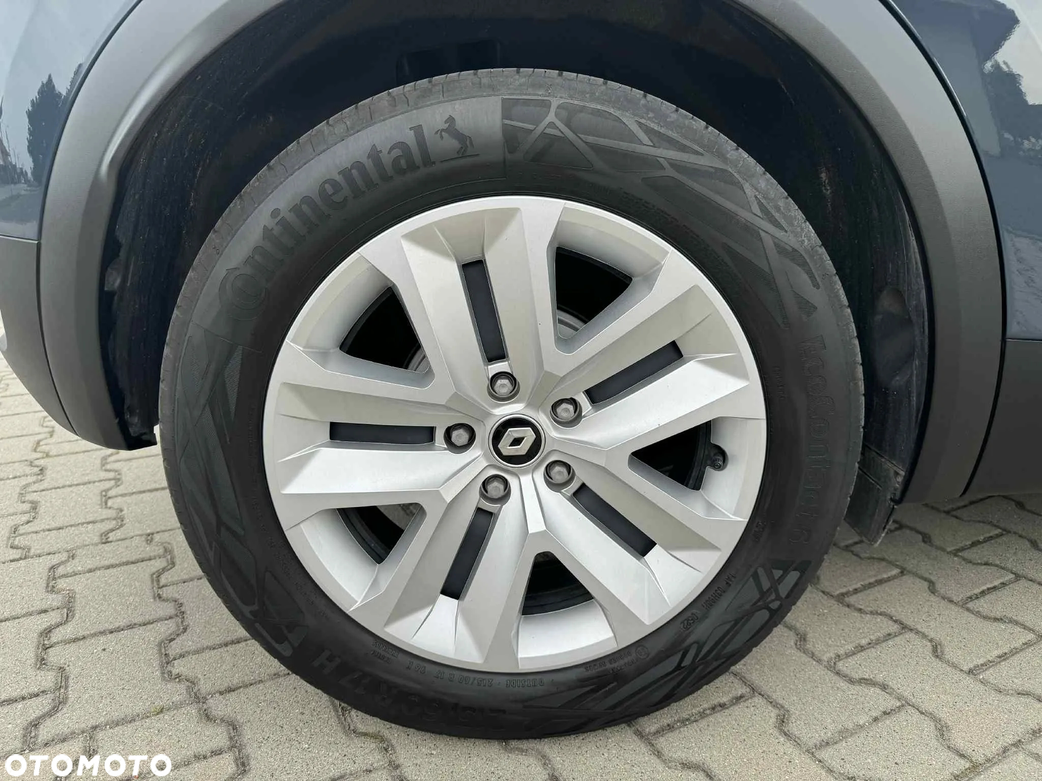 Renault Captur - 25