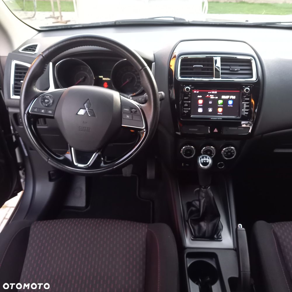 Mitsubishi ASX - 12