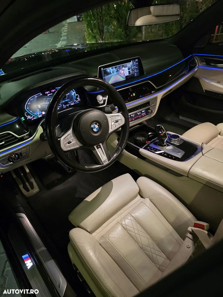 BMW Seria 7 745e - 3