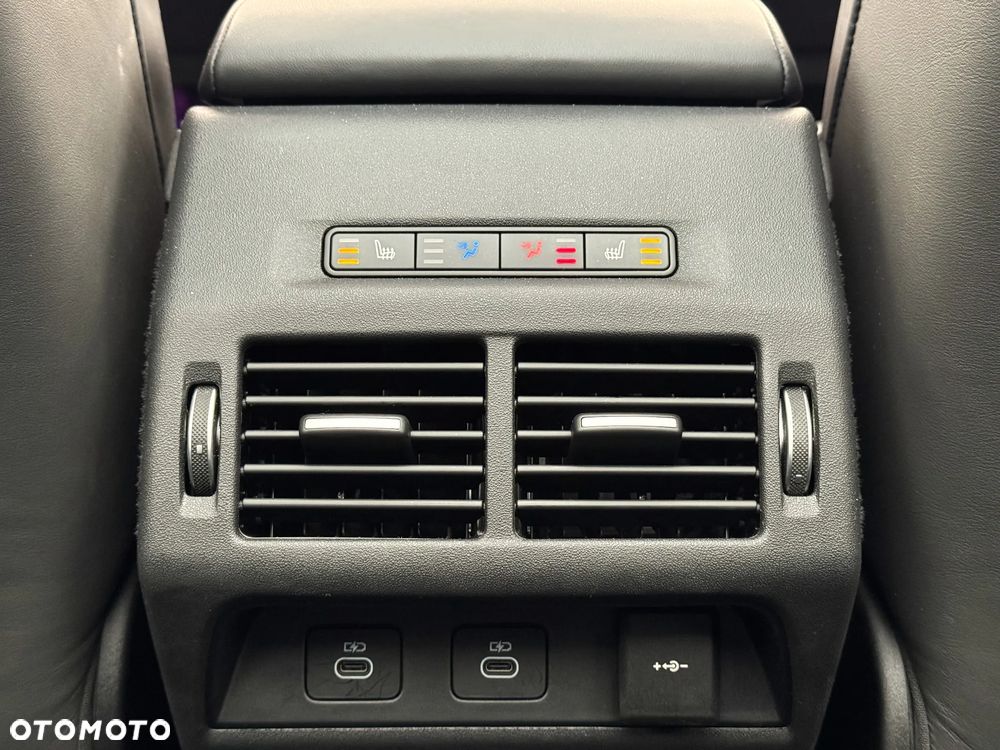 Land Rover Discovery Sport D200 Dynamic HSE - 19