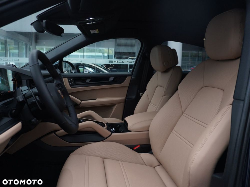 Porsche Cayenne E-Hybrid PHEV Black Edition - 17