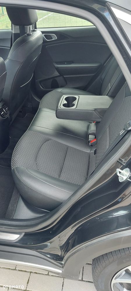Kia XCeed - 4