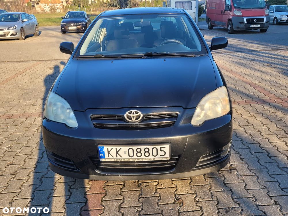 Toyota Corolla - 10