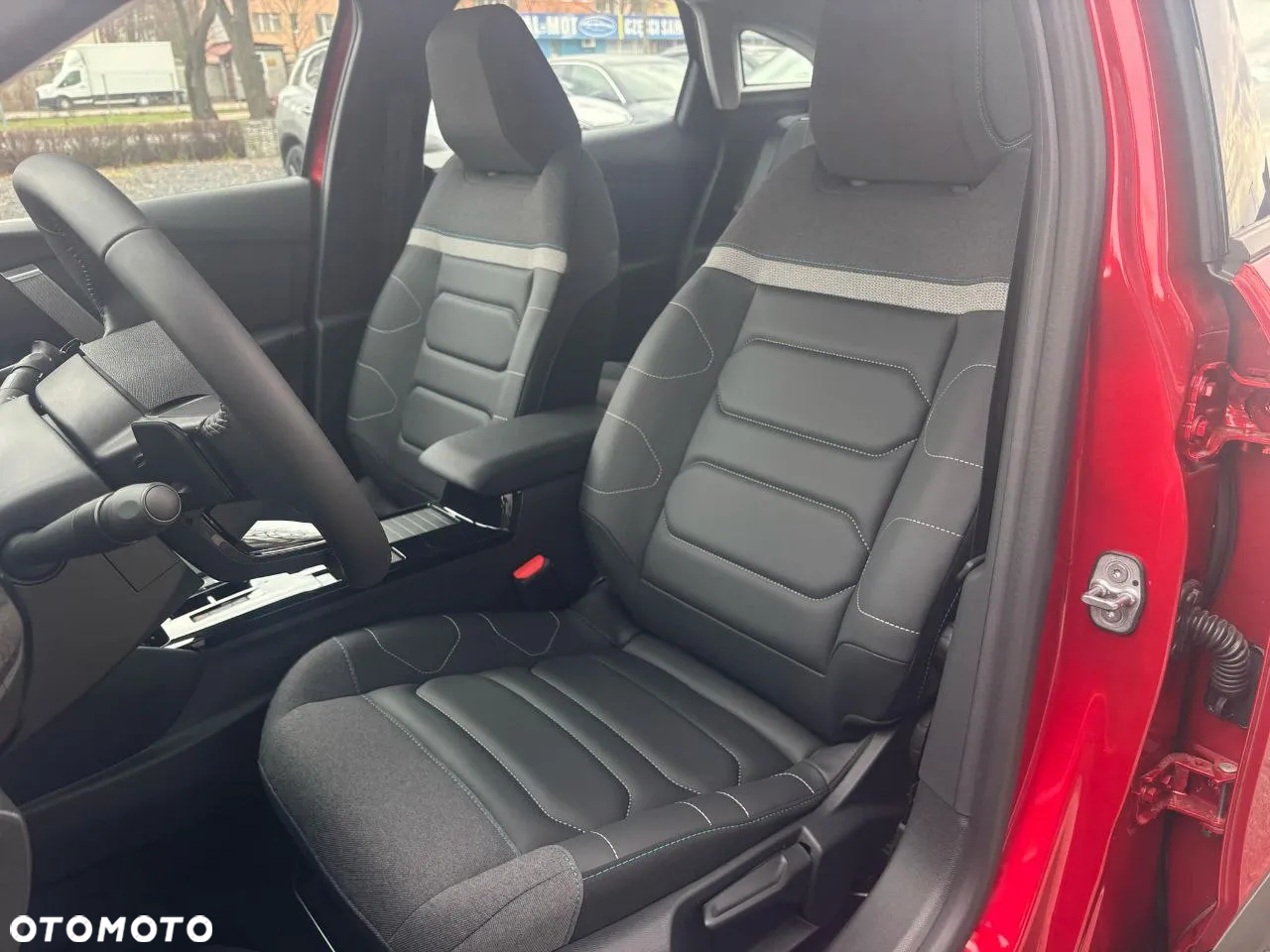 Citroën C4 1.2 PureTech Plus S&S EAT8 - 6