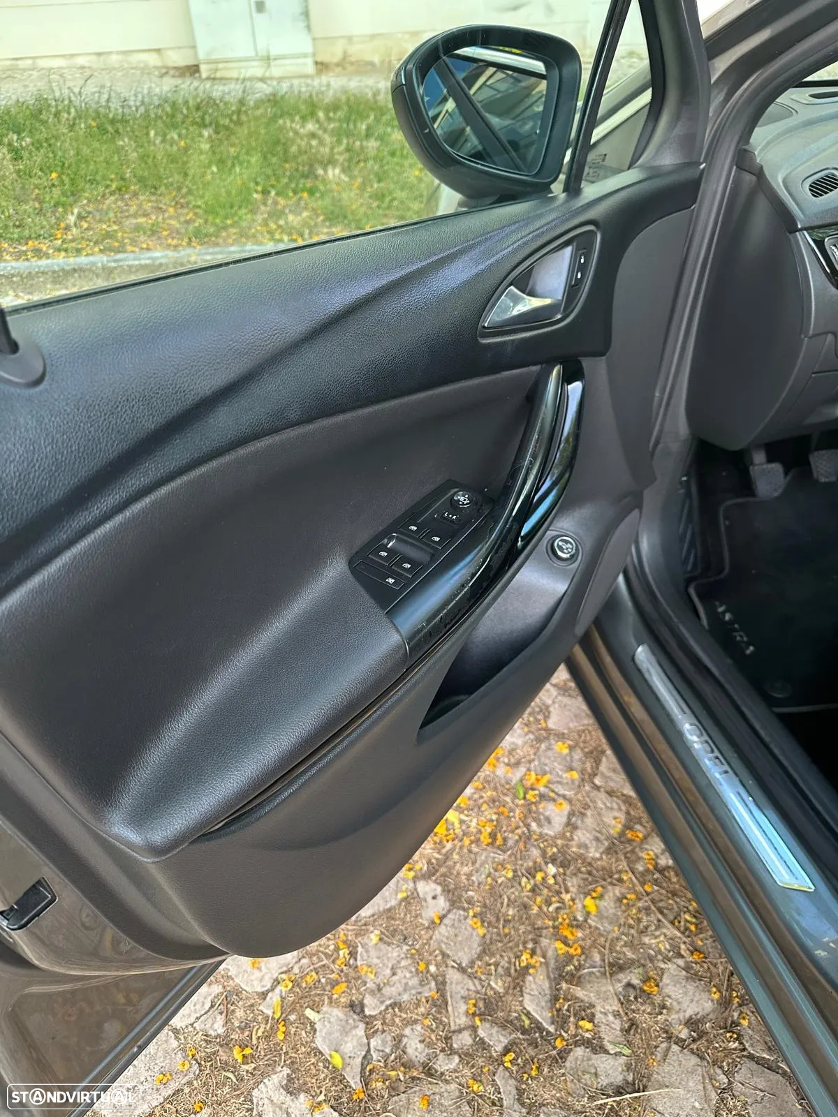 Opel Astra Sports Tourer - 11