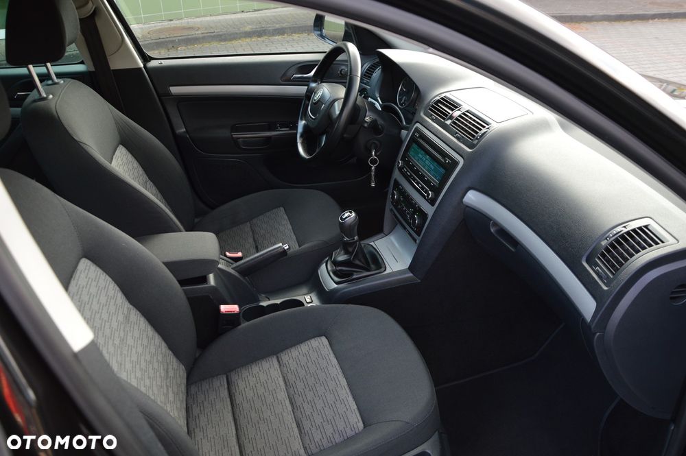 Skoda Octavia 1.6 TDI DPF Elegance - 5
