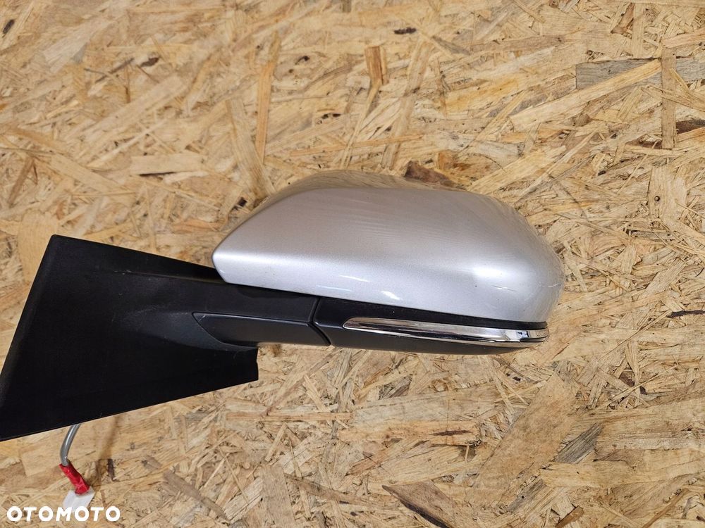 TOYOTA PRIUS IV 16- LUSTERKO LEWE 7-PIN 1F7 UK - 2