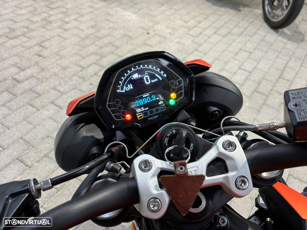 Triumph Street Triple 765 R - 2