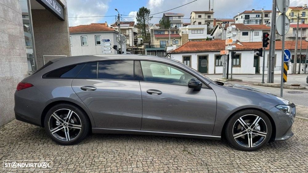 Mercedes-Benz CLA 200 - 4