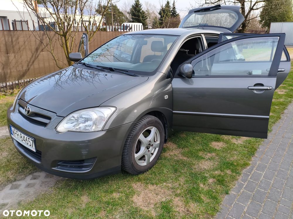 Toyota Corolla 1.4 D-4D Luna - 26