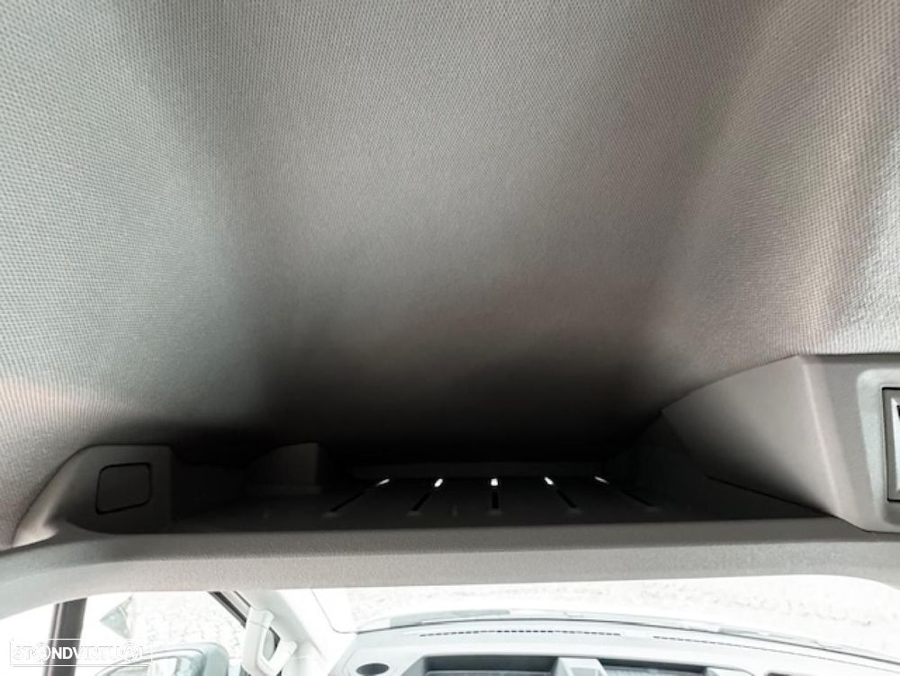 VW Crafter Crafter 35 L3H3 140 cv - 11