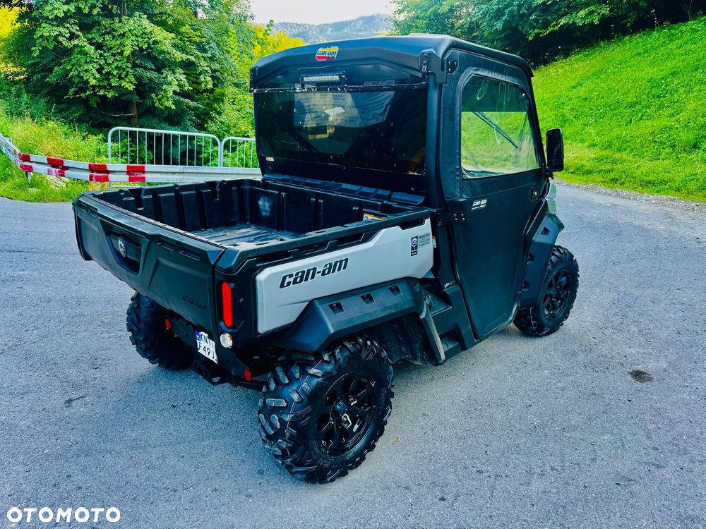 Can-Am Inny - 6