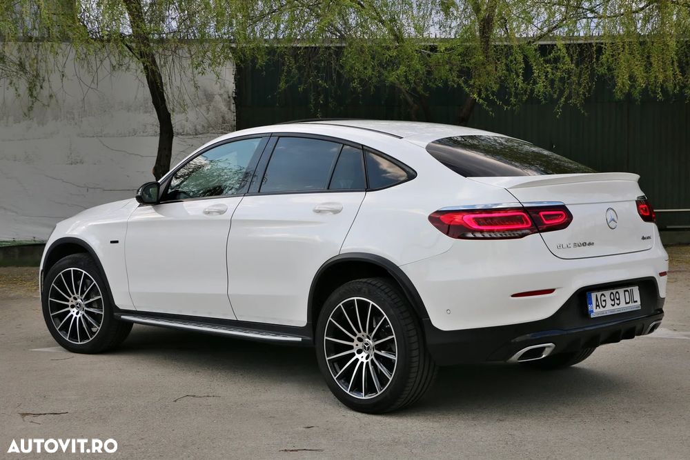 Mercedes-Benz GLC 300 de 4Matic 9G-TRONIC AMG Line Plus - 21