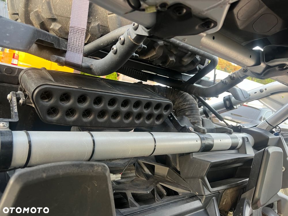 Can-Am Maverick - 13