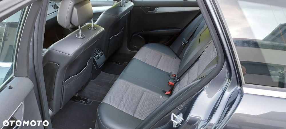 Mercedes-Benz Klasa C - 35