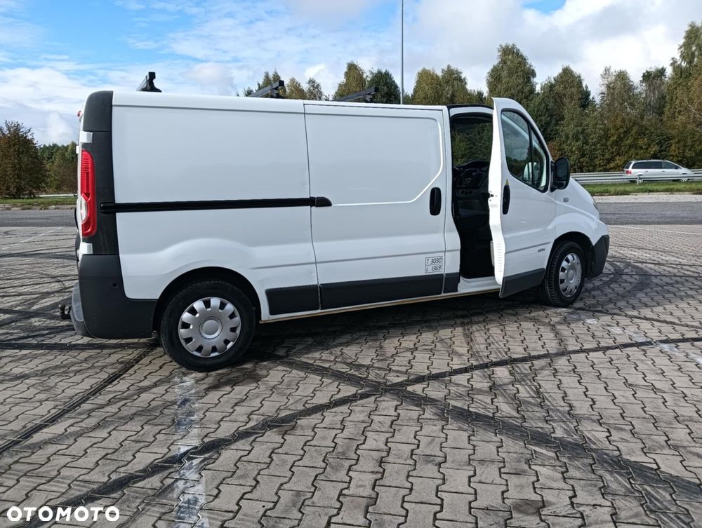 Renault Trafic - 12