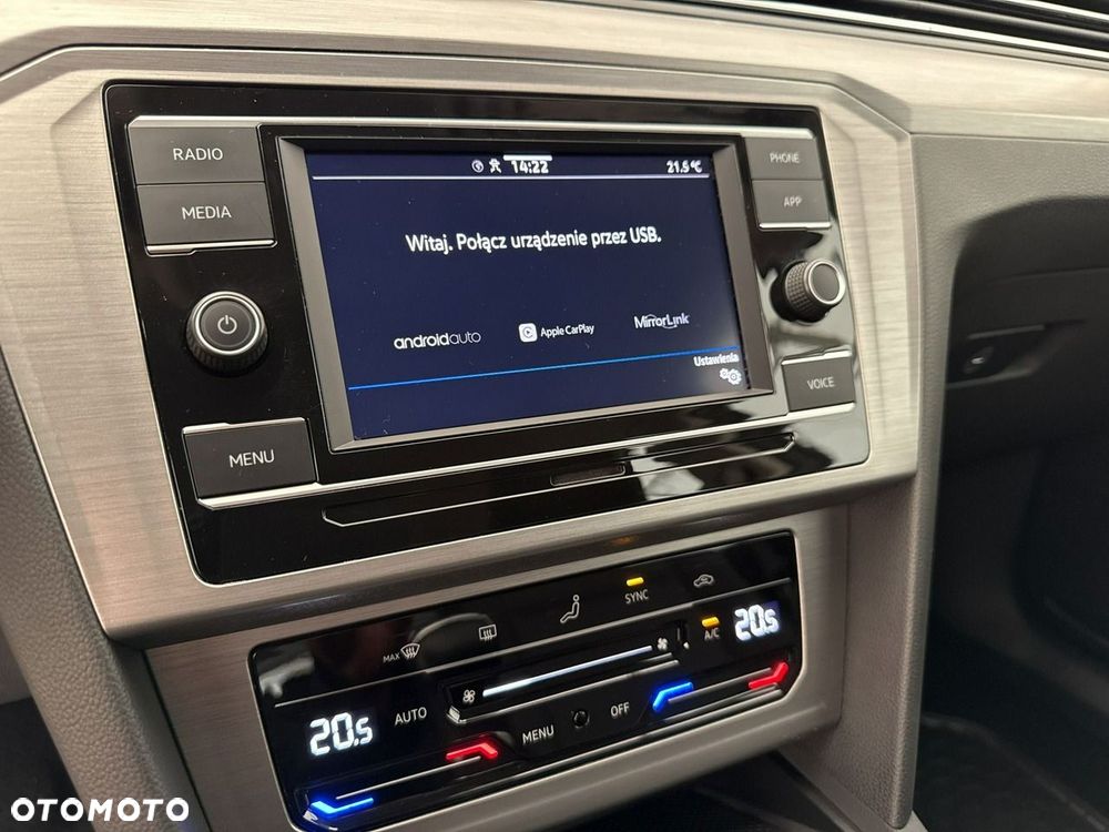 Volkswagen Passat - 27