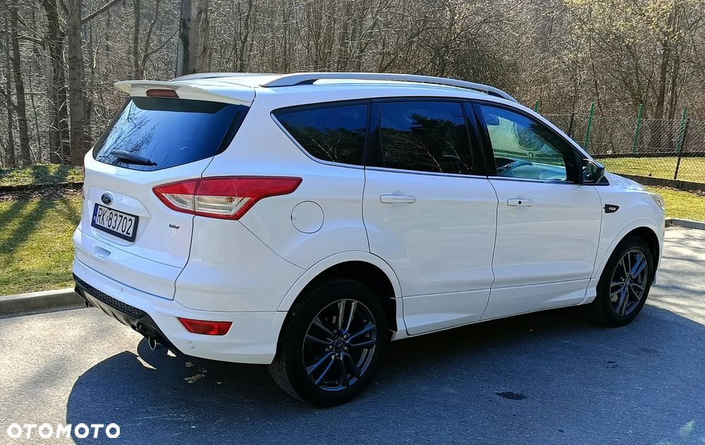 Ford Kuga 2.0 TDCi 4WD Titanium Plus - 3