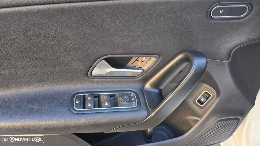 Mercedes-Benz CLA 250 - 8