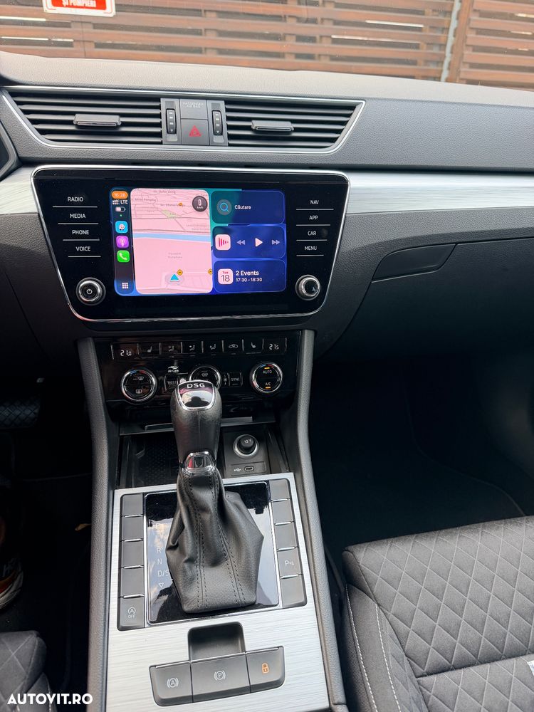 Skoda Superb 2.0 TDI DSG Ambition - 5