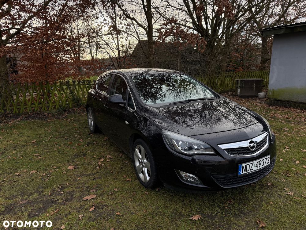 Opel Astra 1.4 T Cosmo - 15