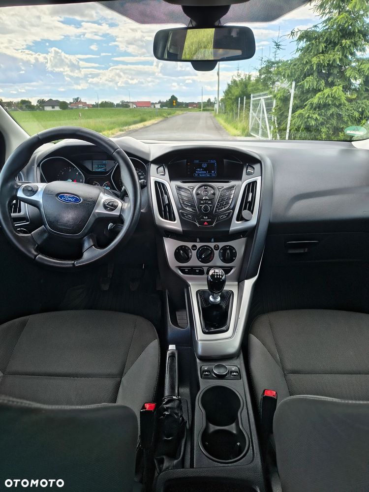 Ford Focus 1.6 TDCi DPF Champions Edition - 16