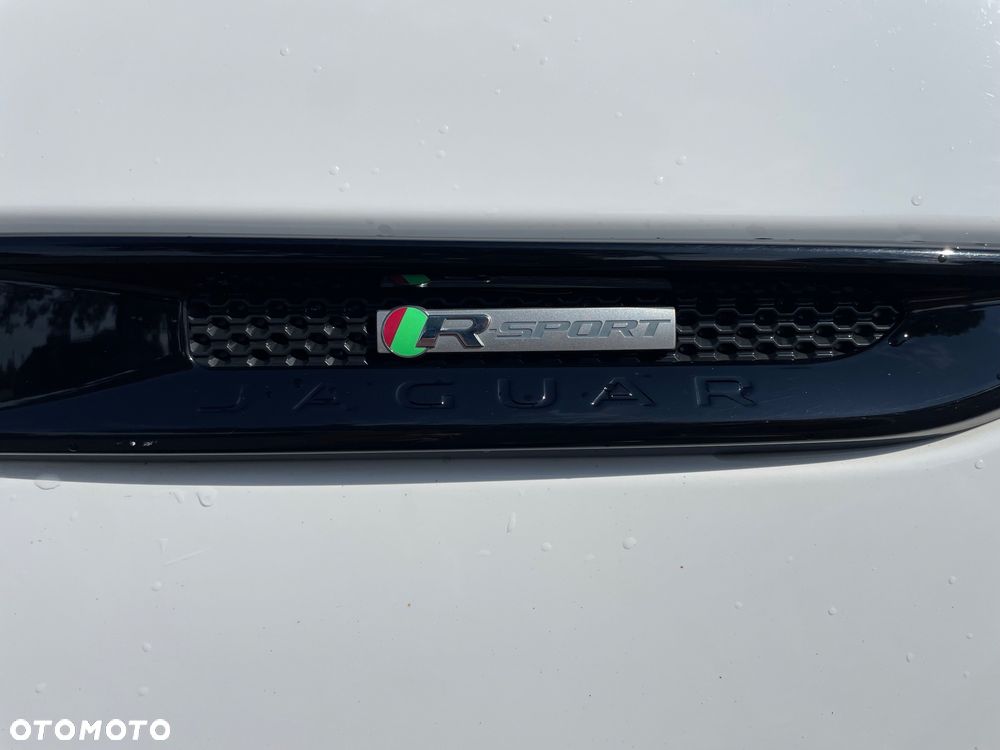 Jaguar F-Pace 2.0 i4D AWD R-Sport - 6