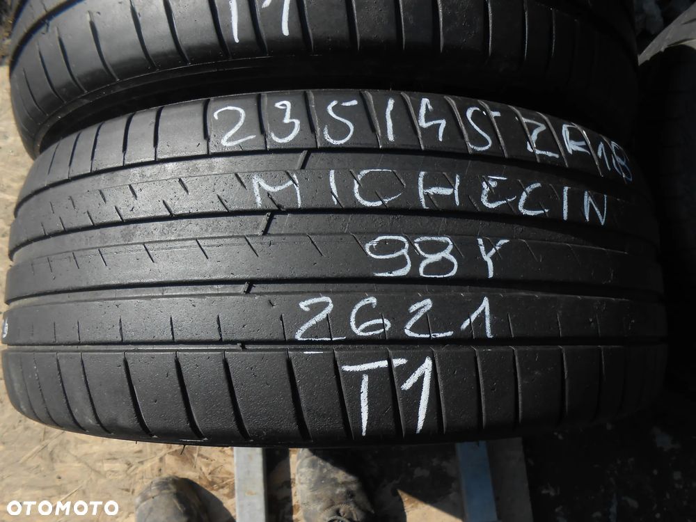 OPONY 235/45R18 MICHELIN PILOT SPORT 4 T1 DOT 2721 6.9MM - 3