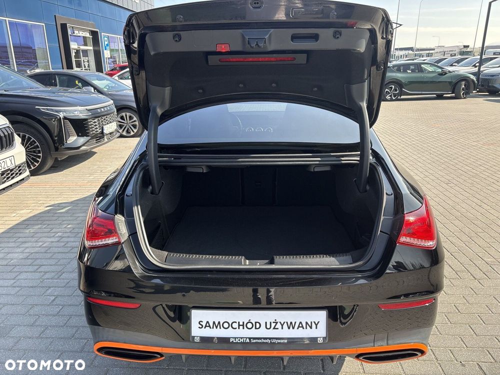 Mercedes-Benz CLA 220 4-Matic Edition 1 7G-DCT - 31