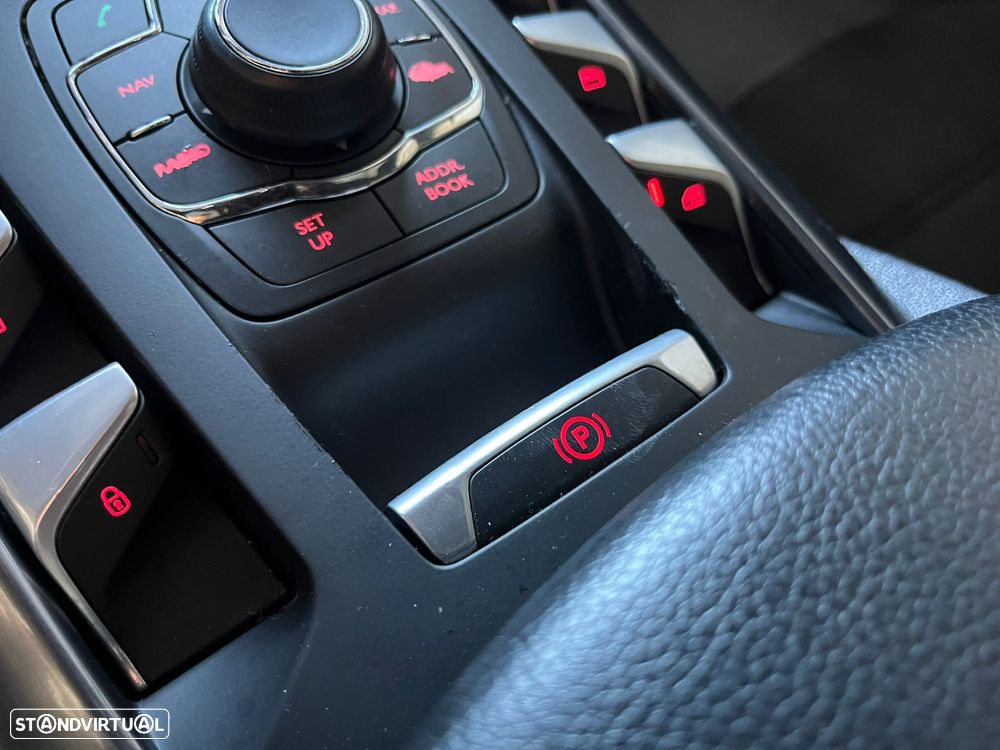 Citroën DS5 2.0 HDi Hybrid4 Sport Chic CMP6 - 32