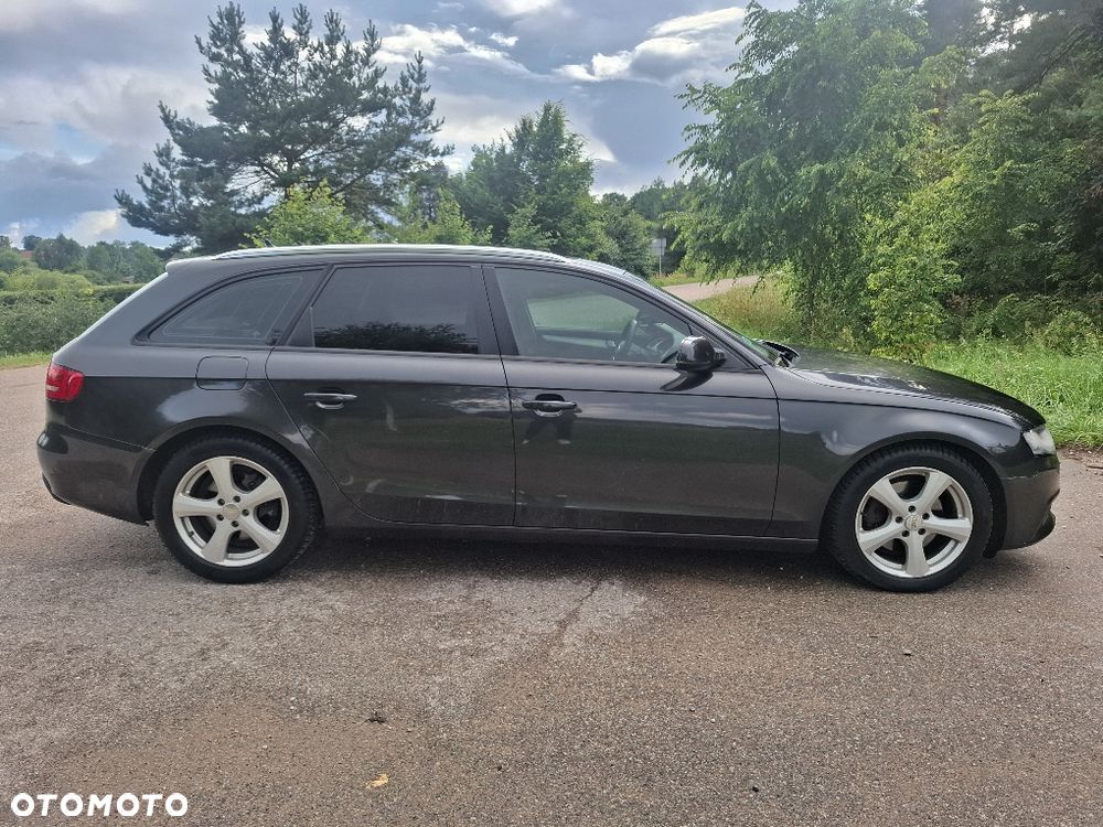 Audi A4 Avant - 4