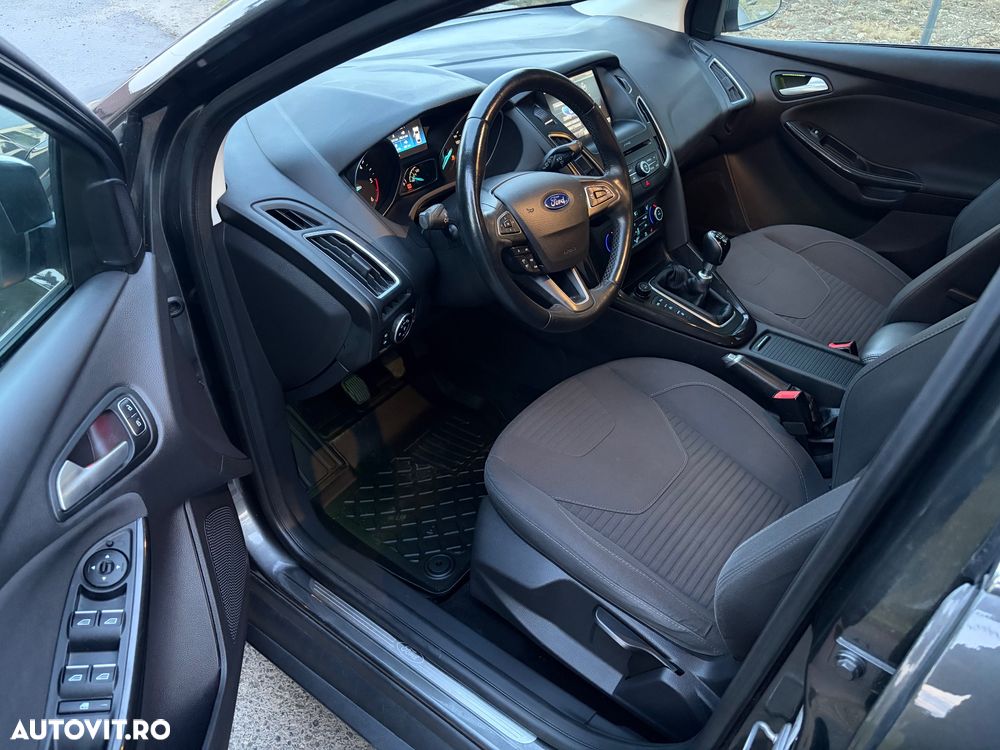 Ford Focus 2.0 TDCI Titanium - 9